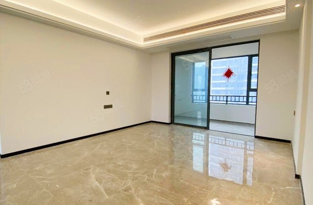 欣利梅溪左岸4室2厅137.29㎡140万二手房图片