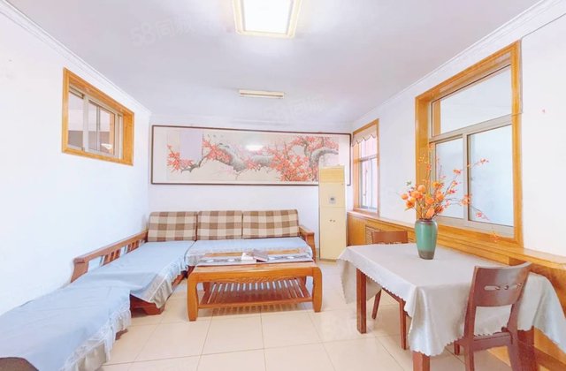 带露台，5加6，上下两层，独立入户门，阳光，实验，三里铺香江