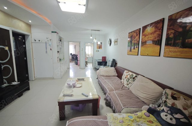 阿卡精装大两室 可拎包入住 南北通透好户型中间楼层 免大税