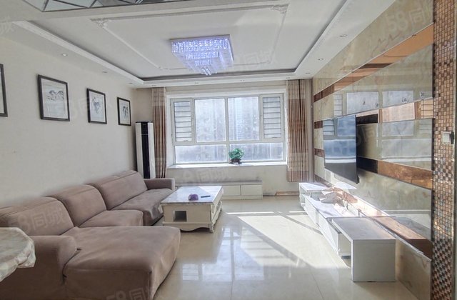 急售 二中附近 书香东郡 精装三室两厅 免大税送车位