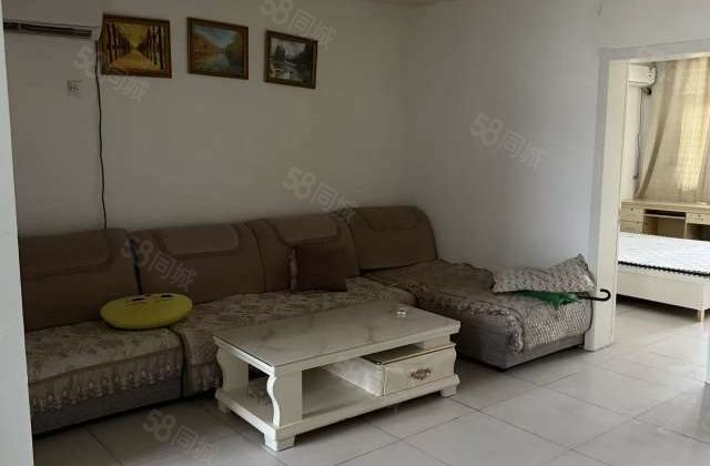 单价2千七三室两厅一卫,水城 五中附近精装修仅售27万