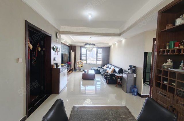 百合新城小高层，好楼层一梯一户 送储藏室 随时可以看房