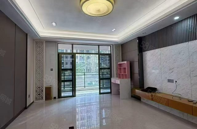京海凤凰城3室2厅139㎡68万二手房图片