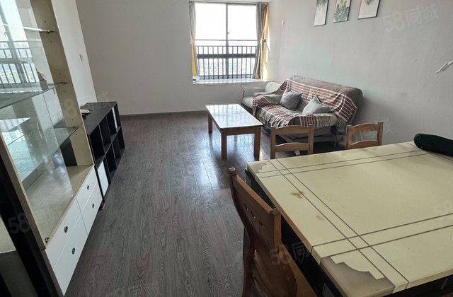 忆江南小区3室2厅108.89㎡175万二手房图片