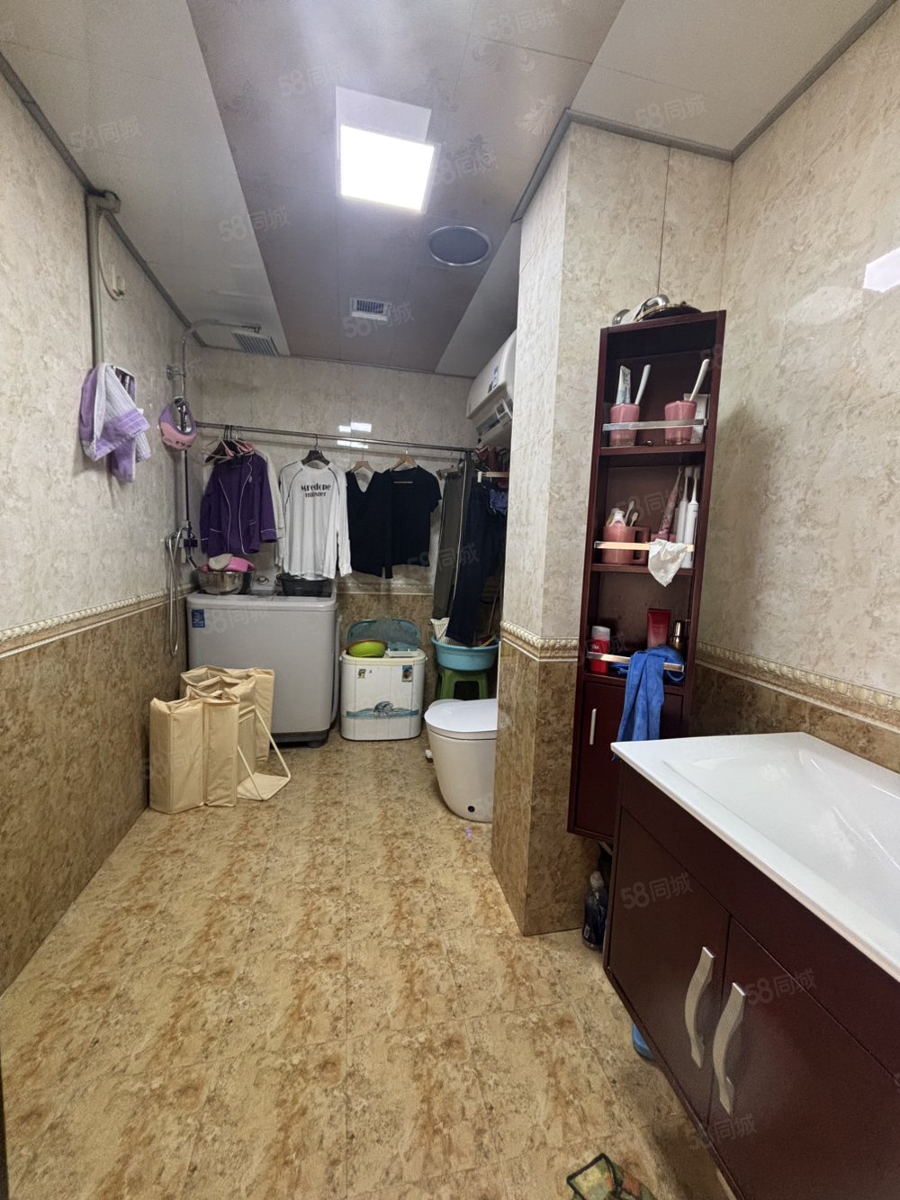 东方新城3室2厅1卫131㎡南北59万