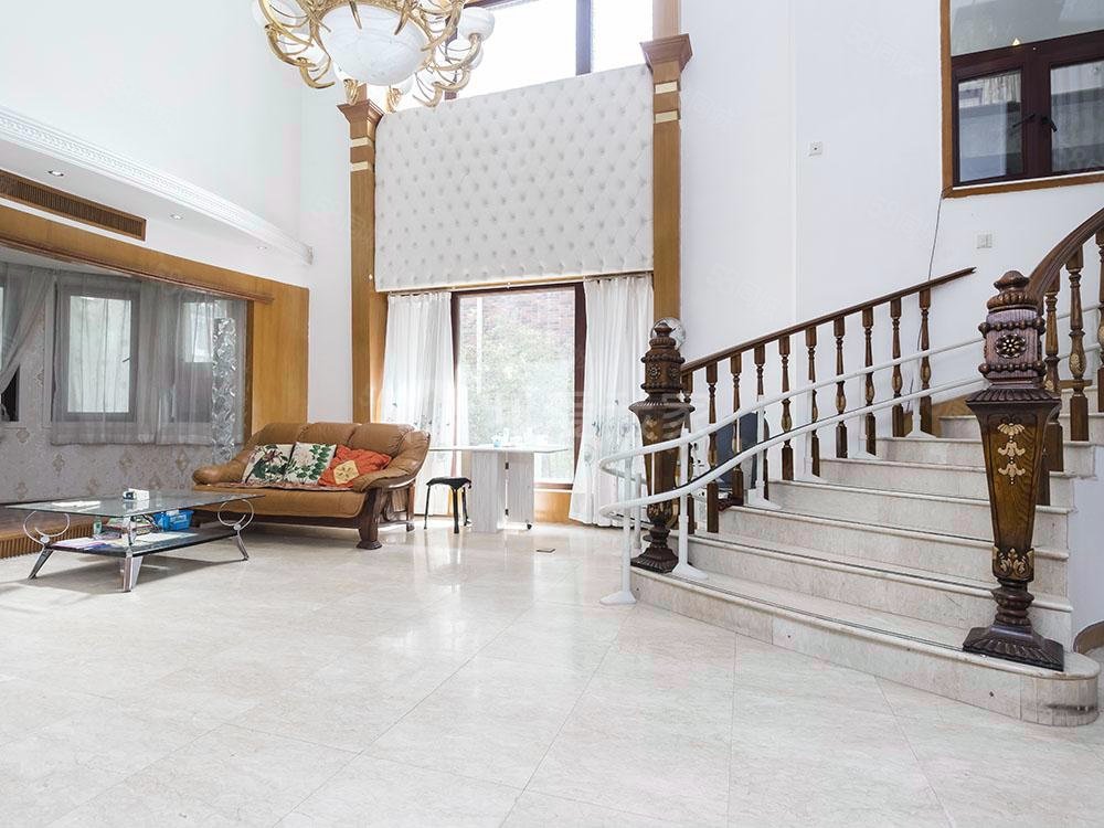 八大處山莊7室2廳4衛(wèi)318.3㎡東西3000萬