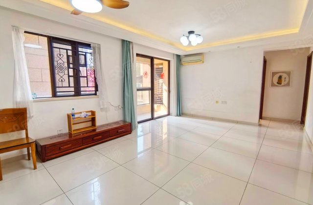 万科欧泊3室2厅93.91㎡243万二手房图片