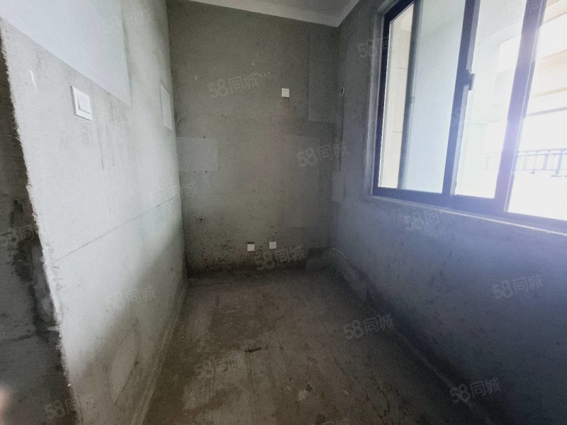 杭颐师大状元府(西区)3室2厅1卫105㎡南北46万
