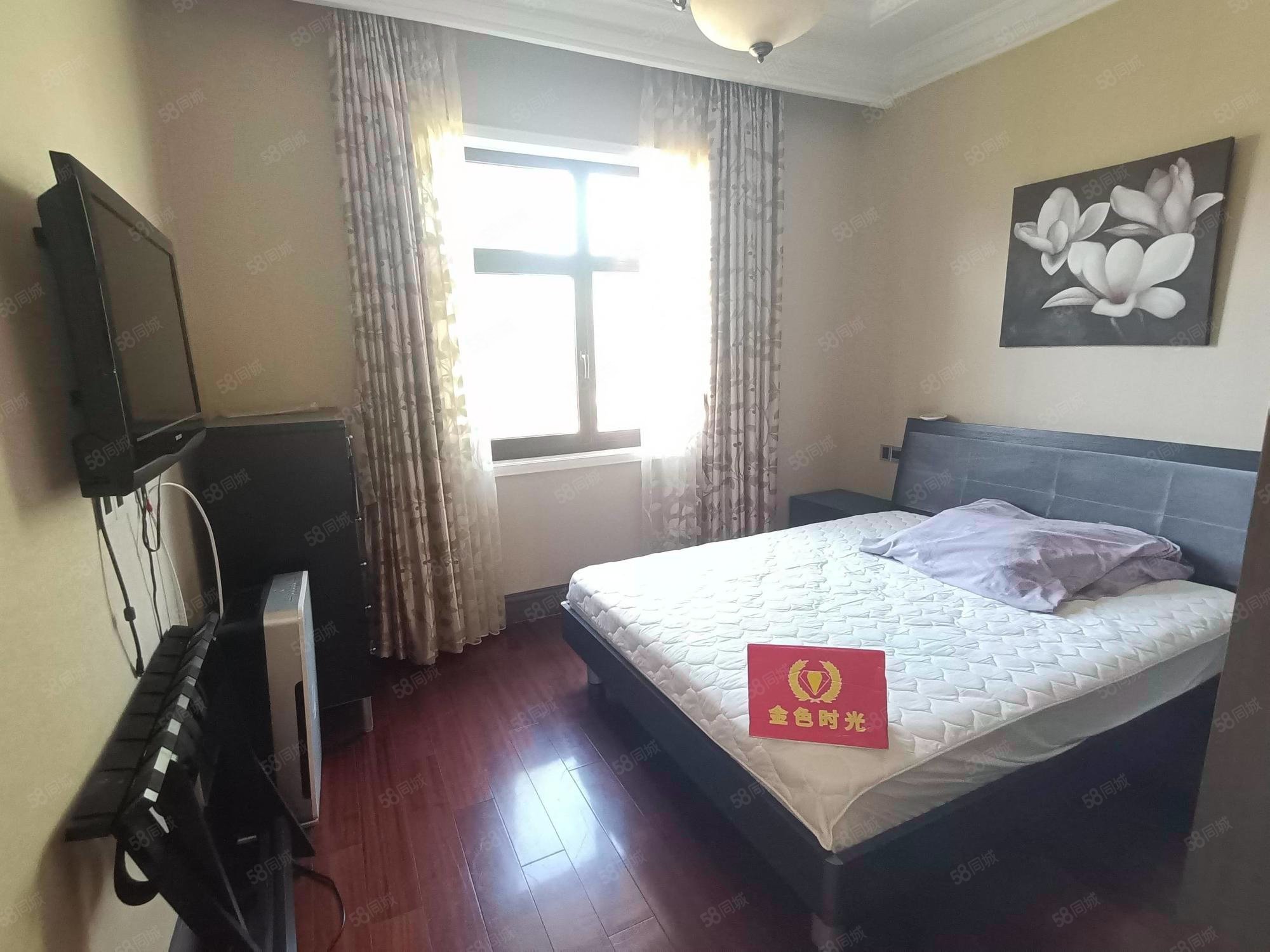 君山別墅6室5廳4衛(wèi)391.84㎡南北790萬(wàn)