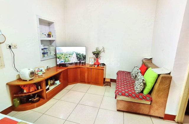 游泳池巷1-3号小区2室2厅48.18㎡42万二手房图片