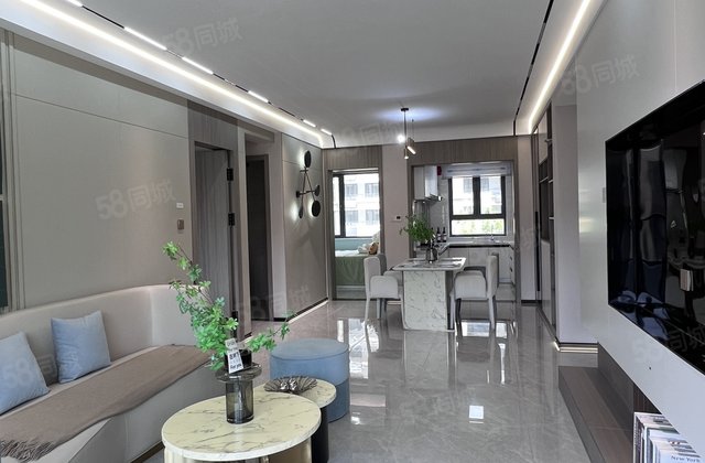 双阳台！朗悦府！带车位储！走一手！可按揭，现房！随时看