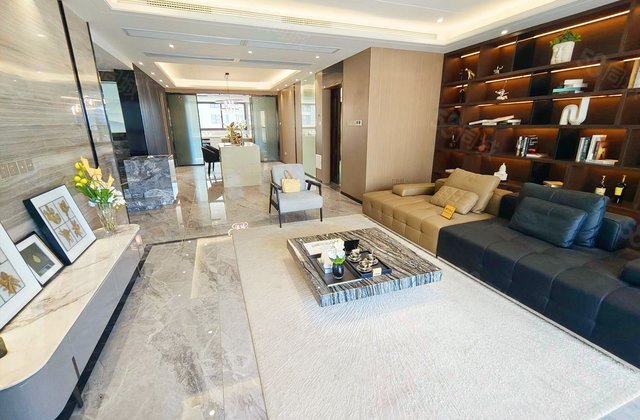 滨海新天地(二期)5室2厅138㎡220万二手房图片