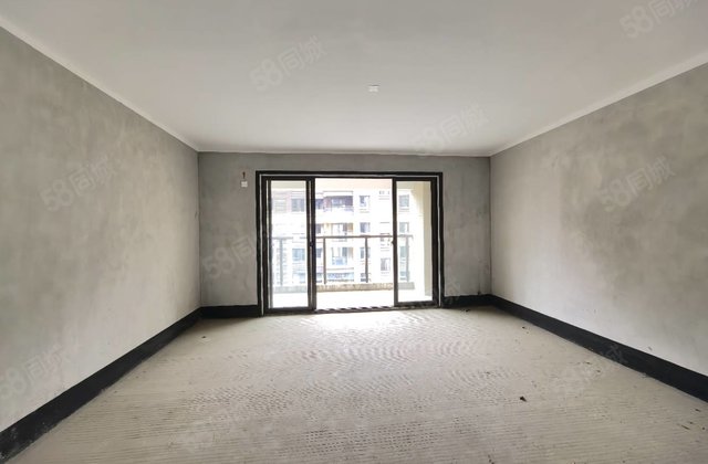 兴进漓江壹号龙瑞阁4室2厅139㎡160万二手房图片