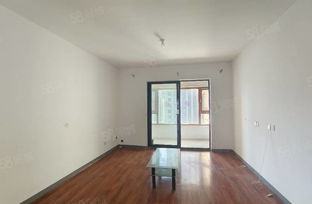 荣盛锦绣学府，带车位储藏室，东边户，环境优美，大学北邻