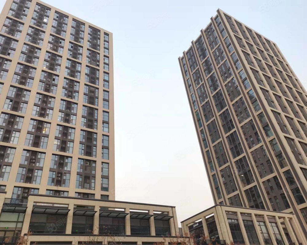 青铁华润城商住楼