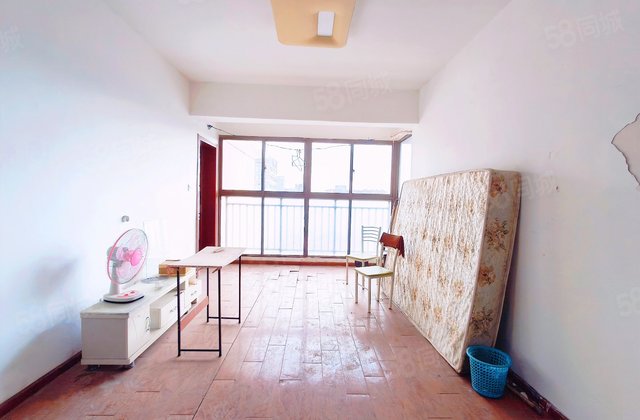 新城吾悦广场3室2厅80.83㎡107万二手房图片