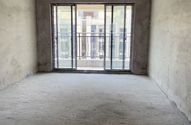 尊龙世纪城3室2厅120㎡48万二手房图片