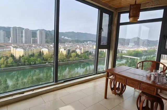 利源欣都3室2厅150㎡83万二手房图片