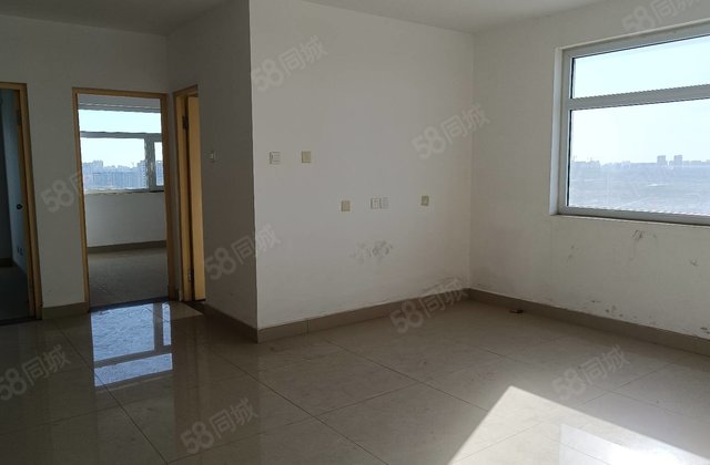 万达新房未住 55电梯3室单价5500元一平,带车位和储藏室