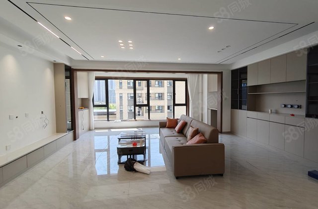 观棠阅境 次新房 带电梯 精装好房 双卫格局 小三居