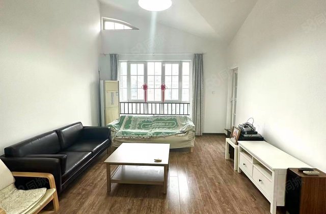 碧春园小区3室2厅136.43㎡457万二手房图片