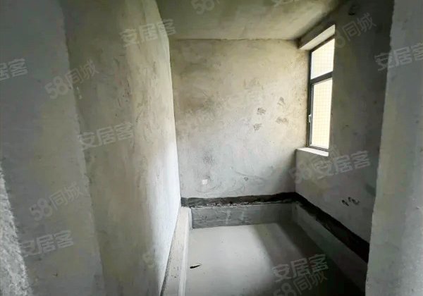 保利山水城3室2厅88.81㎡26万二手房图片