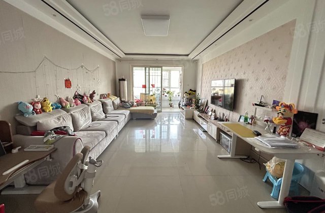 月亮湾新出凤凰楼层153苹，前无遮挡 观景房 三叶草户型