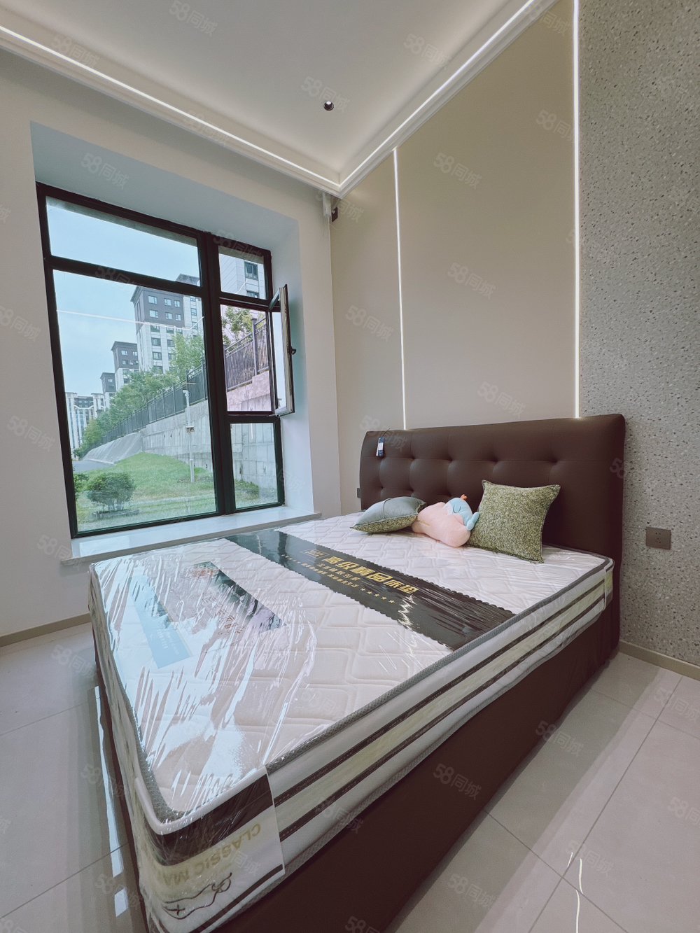 恒大绿洲3室1厅1卫95㎡南北45万