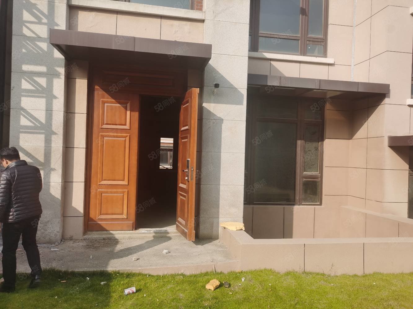 一线海景450w雨润星海华府联排墅70年,雨润北海湾(别墅)-威海58同城