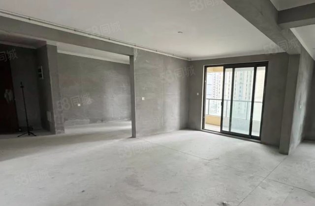 中海枫桥里4室2厅125.38㎡270万二手房图片