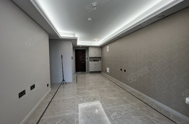 万科城3室2厅95㎡66万二手房图片