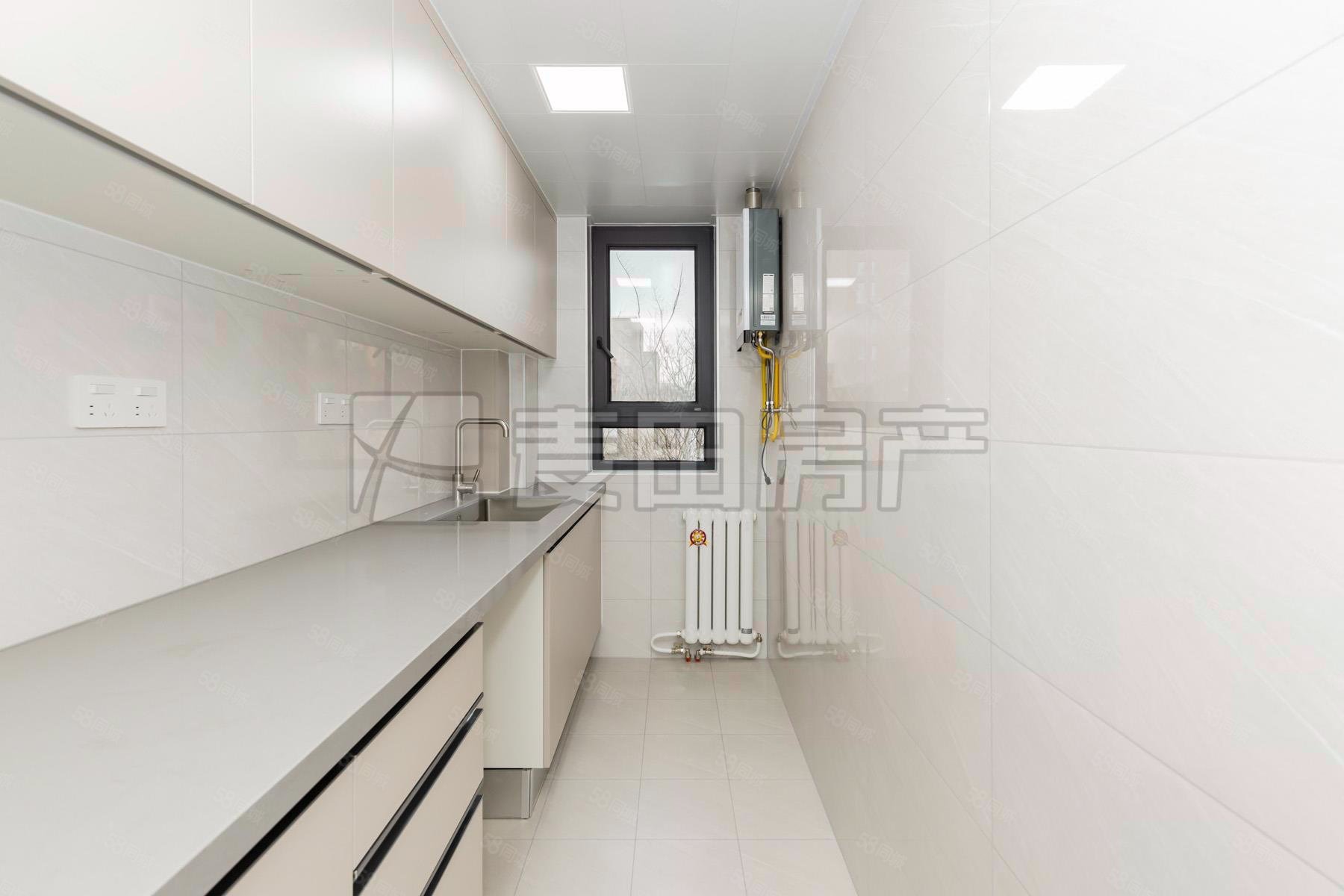 名苑雅居1室1廳1衛(wèi)55.97㎡北385萬