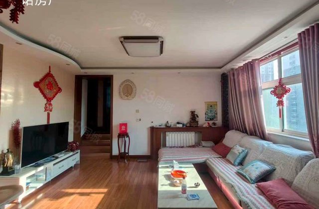 急售东昌中学 错层三室两厅边户 小区停车方便 免大税 可按揭