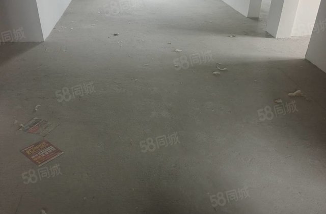 青山悦府3室2厅125.95㎡68万二手房图片