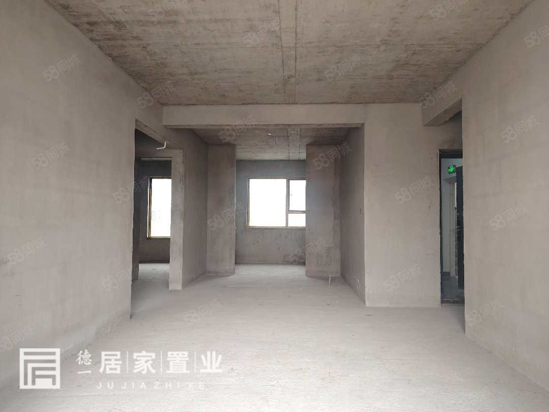 东升凤凰城3室2厅2卫111.1㎡南北57.6万