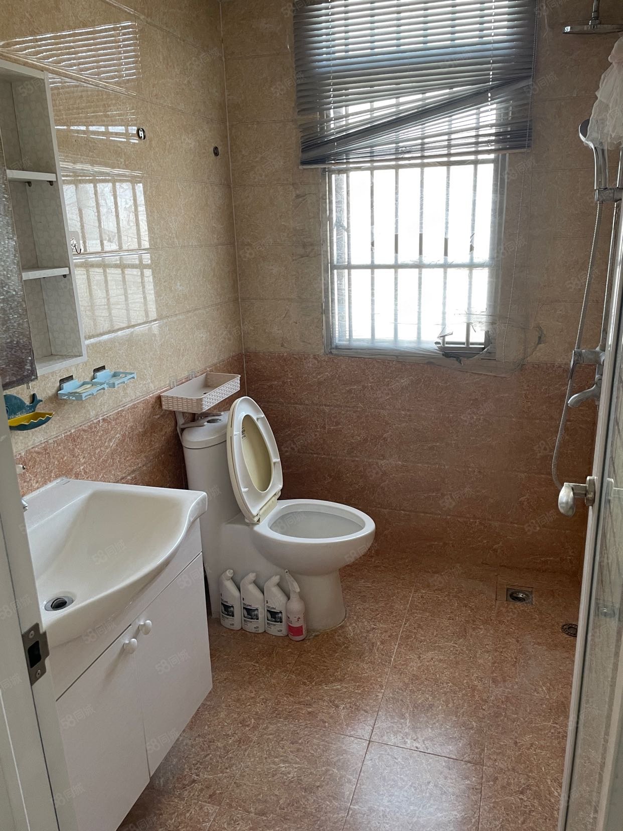 丽阳春都3室2厅2卫128.88㎡西77万