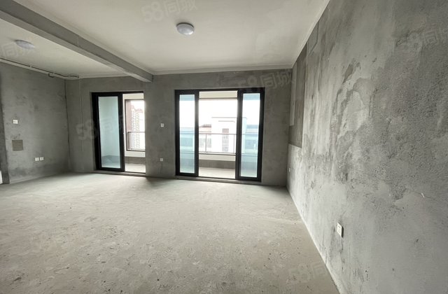 世茂建杭国风澜园3室2厅2卫102㎡南北188万