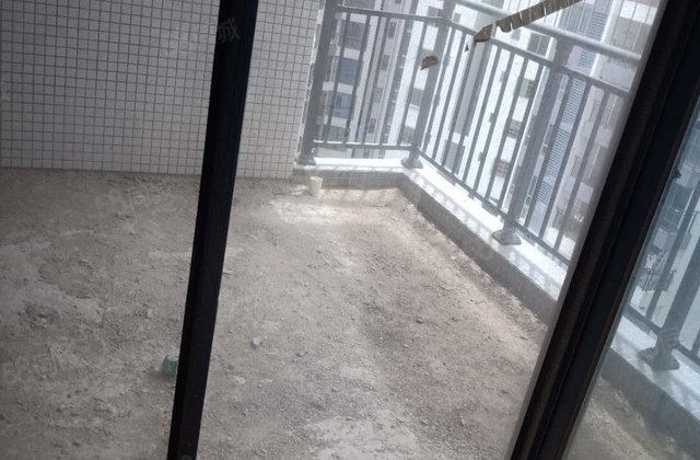 丽涛海岸3室2厅153㎡70万二手房图片