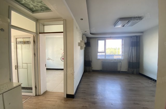 文轩中学本部龙山花园紧邻一中外国语三室好楼层