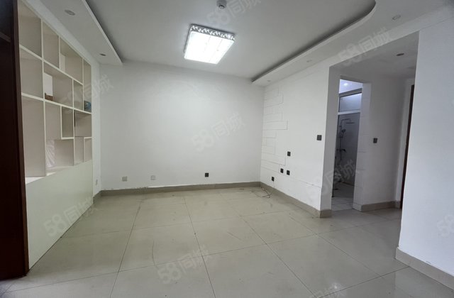 文轩 外国语北邻 小高层 南北通透 带车位 储 免大税