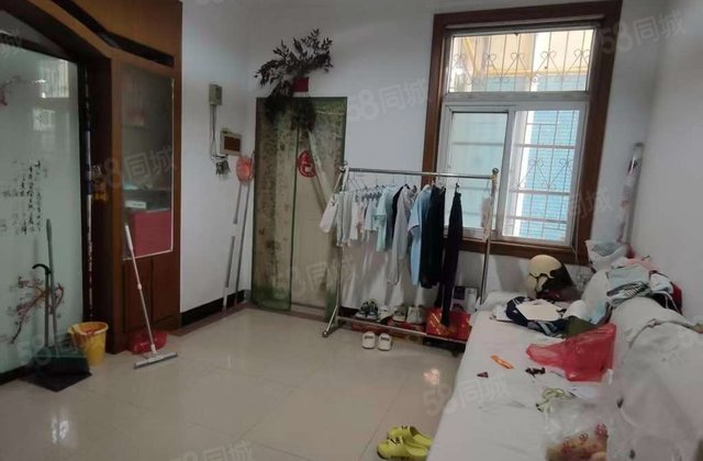 东苑新村(巢湖市)4室2厅127㎡68万二手房图片