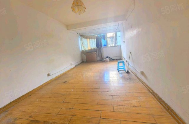 西藏农行宿舍3室2厅146㎡240万二手房图片
