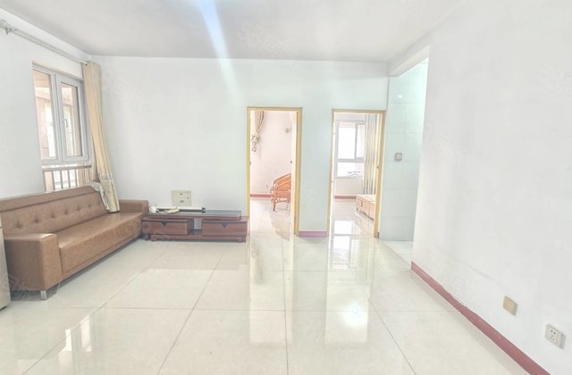 八里庙小区 刚需过渡 两室 带储 可贷款 看房方便