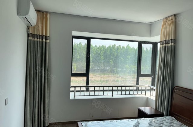 民生凤凰十六号院3室2厅1卫精装修