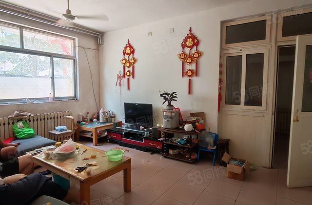 东昌三中一楼带院三室朝阳可按揭