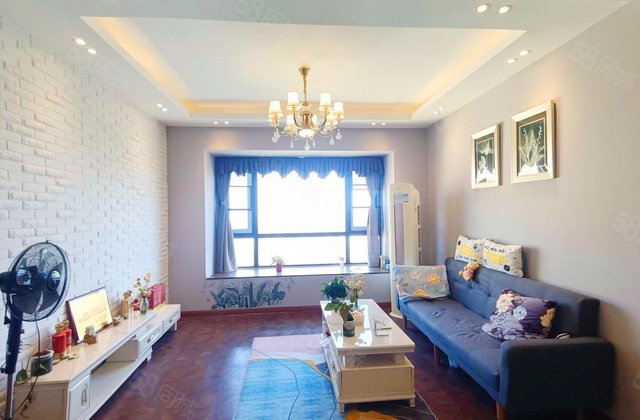 华侨城天鹅堡3室2厅85.37㎡169万二手房图片