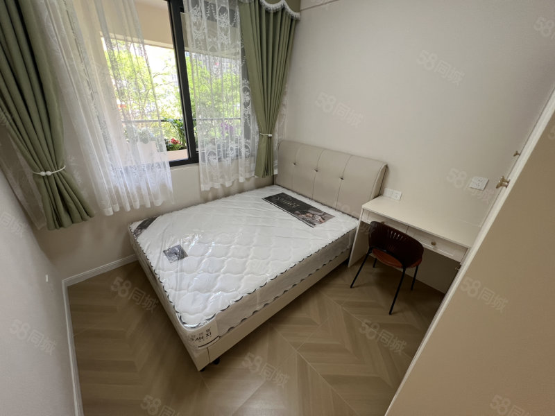 上东逸景3室2厅2卫122㎡南北55.8万