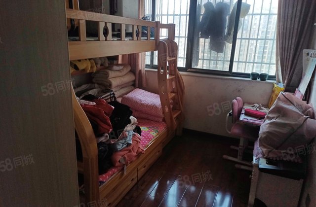 博海城二期4室2厅105.04㎡115万二手房图片