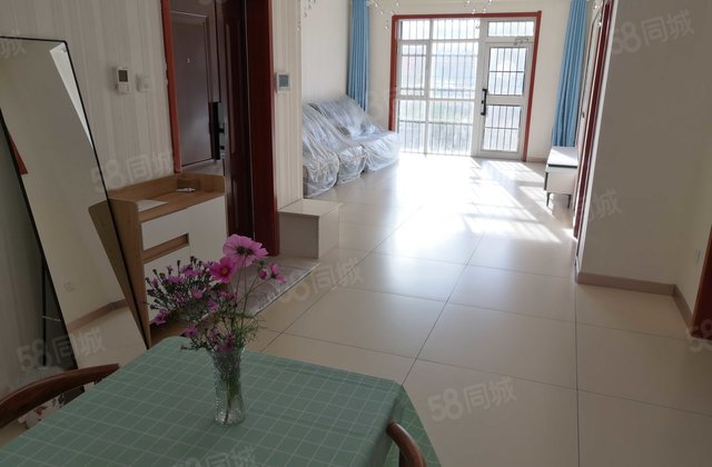 翡翠湾小区4室2厅129.58㎡77.6万二手房图片