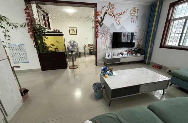 56出56出！地暖房房龄2012年！实验柳泉站北绿城鸿顺绿城